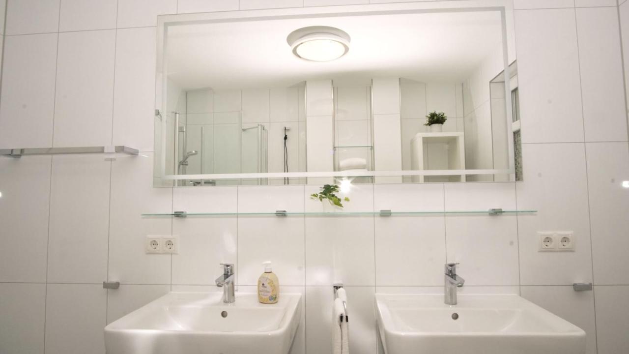 Terrasse, Gratis Nutzung Vom Ahoi Erlebnisbad Und Sauna In Sellin - Meeresblick Fewo 77 Герен Екстер'єр фото